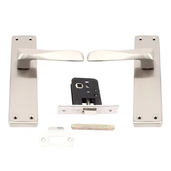 PLAZA FORTE BABY LATCH: 8 FORTE MORTISE HANDLE + BABY LATCH IN STAINLESS STEEL FINISH LEVER HANDLES PLAZA Model: 8420