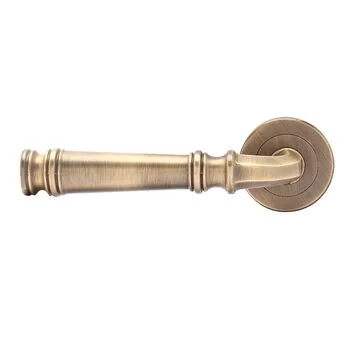 ACELINE BRASS LEVER HANDLE PALERMO ON Y OR EBM ACELINE Model: SEA10220309