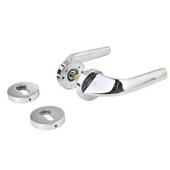 YALE SOLID BRASS LEVER HANDLE YPBL-802 WITH A PAIR OF ESCUTCHEON (CP) LEVER H YALE Model: YPBL-802-CP