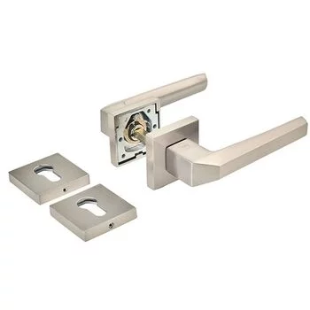 YALE SOLID BRASS LEVER HANDLE YPBL-804 WITH A PAIR OF ESCUTCHEON (STAINLESS S YALE Model: YPBL-804-SS