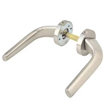 YALE SOLID BRASS LEVER HANDLE YPBL-802 WITH A PAIR OF ESCUTCHEON (STAINLESS S YALE Model: YPBL-802-SS