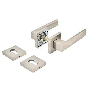 YALE SOLID BRASS LEVER HANDLE YPBL -807 WITH ESCUTCHEONS, SS LEV YALE Model: YPBL-807-SS